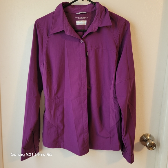 Columbia Women's Purple Button Down Shirt - Picture 1 of 4